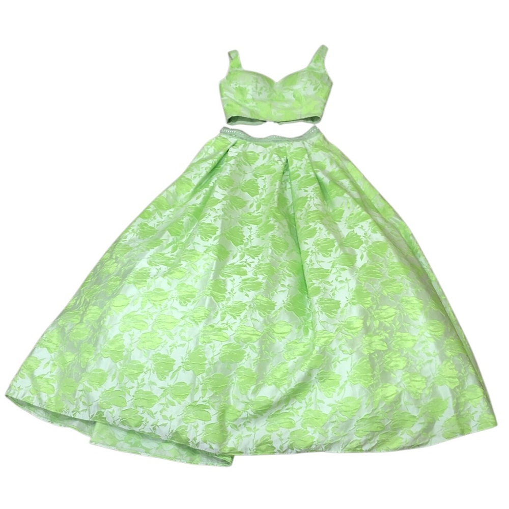 Sherri Hill Crop Top Skirt Set Size 4 Lime Green Jacquard Floral